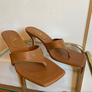 Genuine Leather Square-Toe Thong Kitten Heel